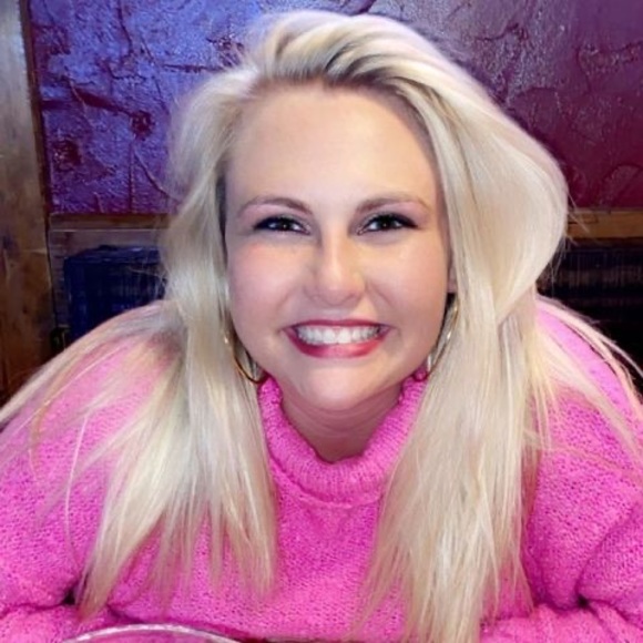 Meet your Posher, Ally - Picture 1 of 1